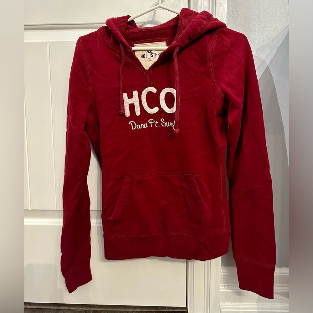 Hollister - Burgundy Hoodie
